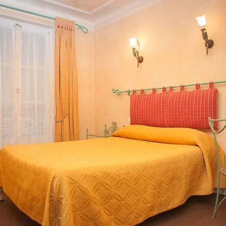 Port Royal Hotel